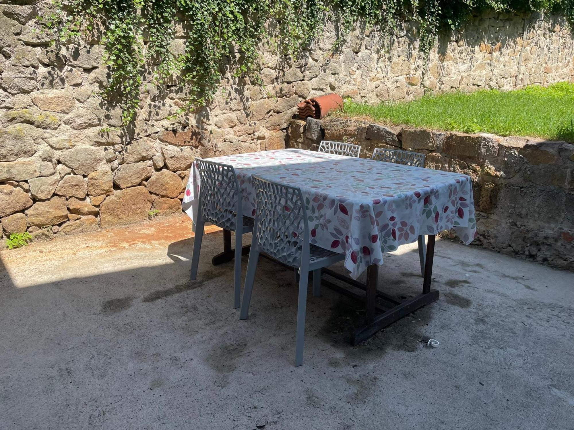 La Brivoise - Maison Calme Et Cosy , Wifi, A 5Min Du Puy Brives-Charensac Exterior foto